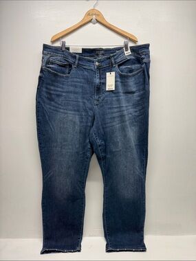 Judy Blue Jeans My Favorite Boyfriend Mid Rise Denim Jeans Blue NWT Plus 24 W